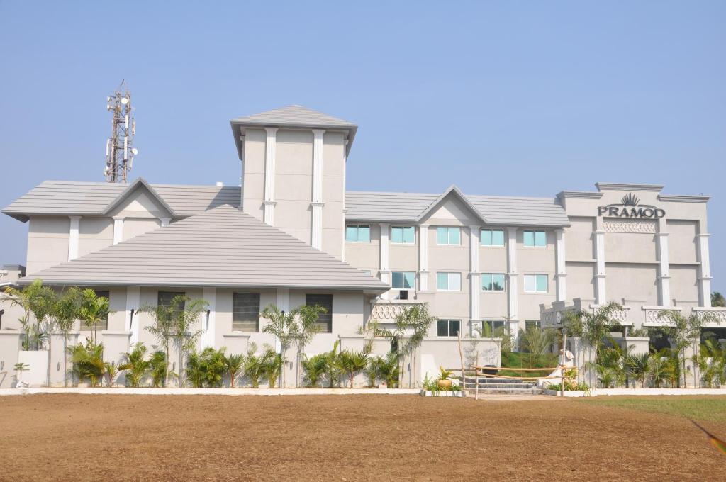 Pramod Convention & Beach Resorts