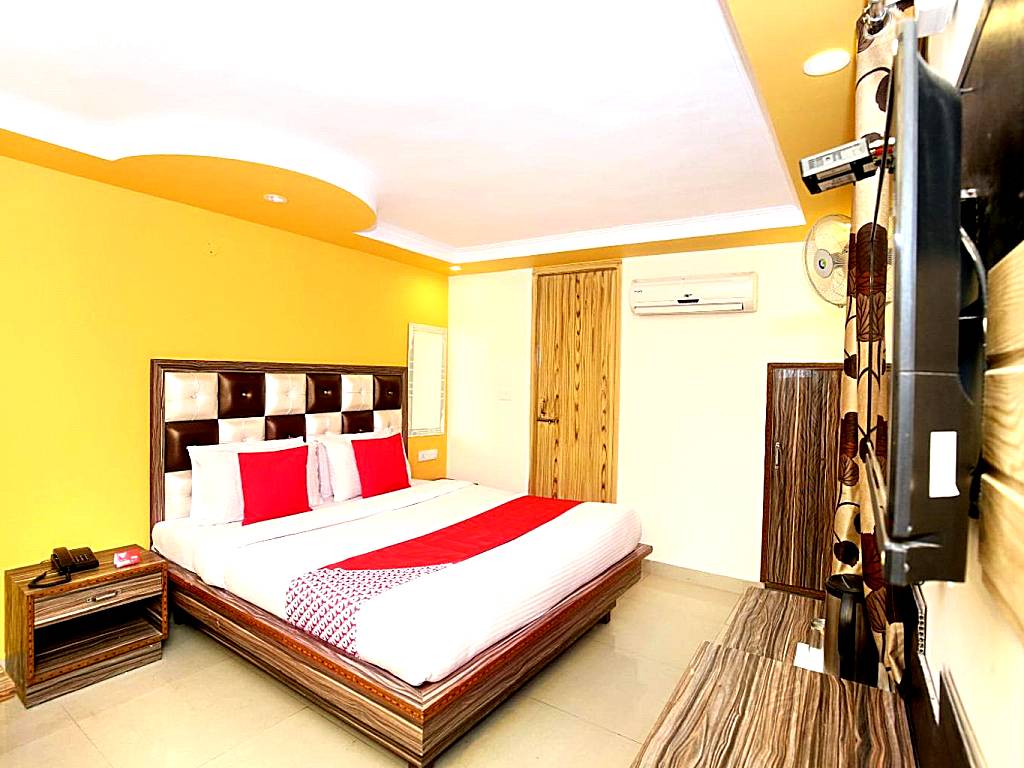 OYO Hotel Continental Inn 42: Double Room with Private Bathroom - single occupancy
