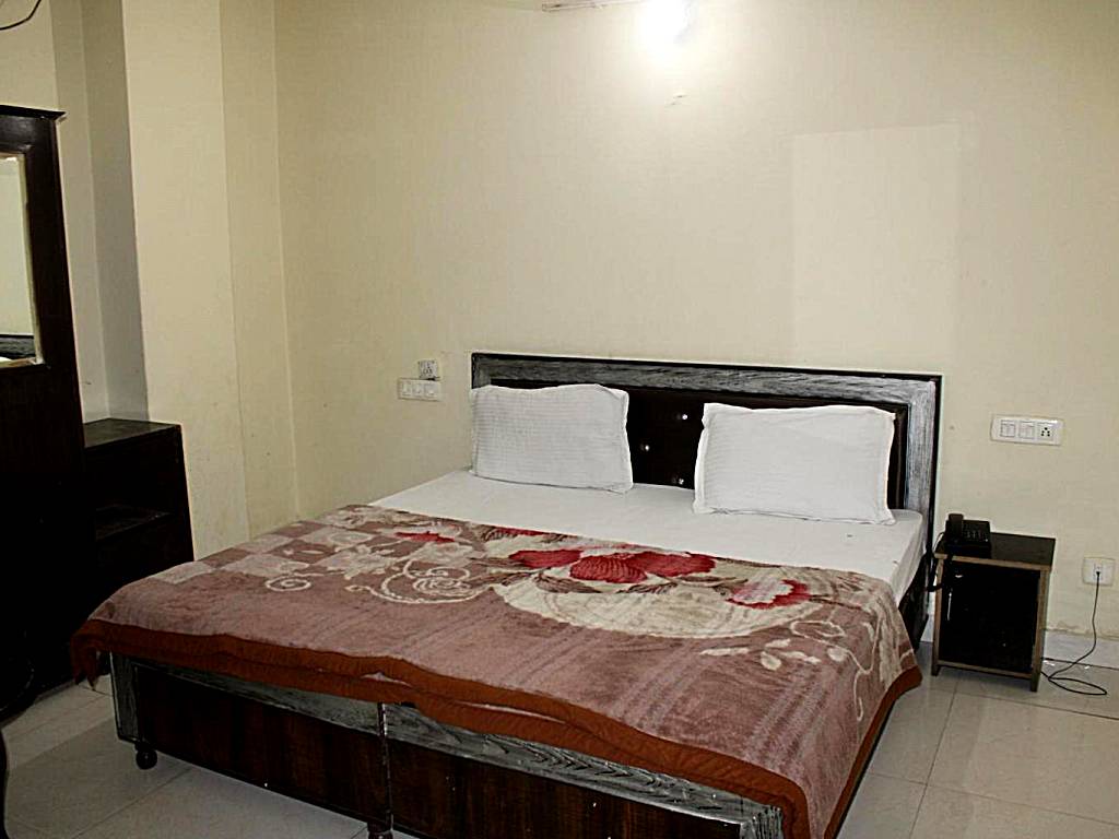DIAMOND PALACE: Deluxe Double Room - single occupancy