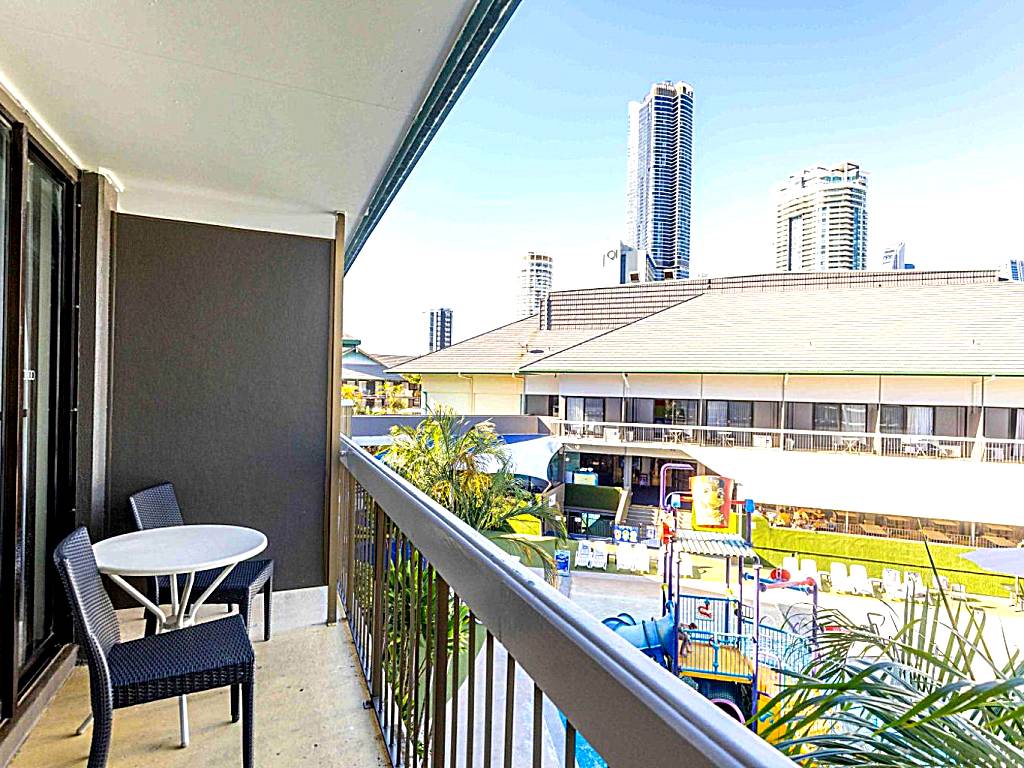 Paradise Resort Gold Coast: Resort Room