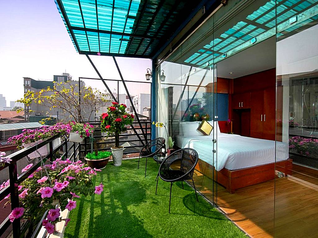 Hanoi Lotus Boutique Hotel: Suite with Terrace