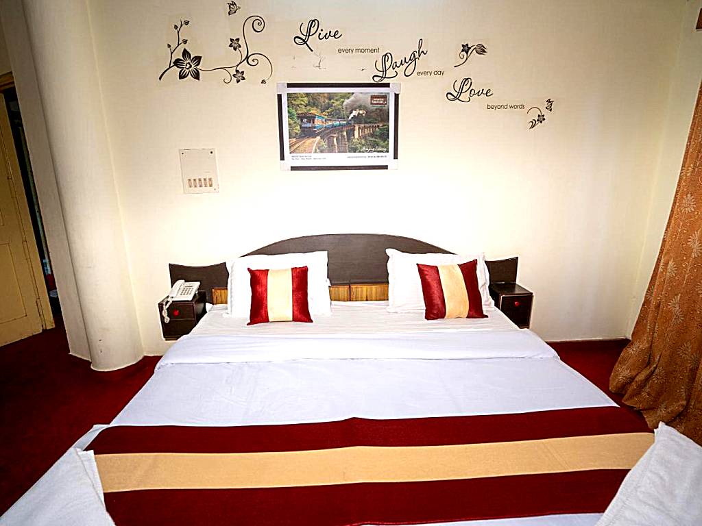 Hotel TamilNadu - Kodaikanal: Deluxe Double Room