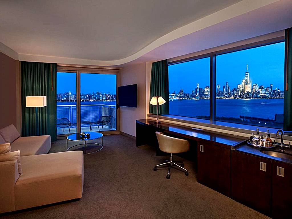 W Hoboken: Junior Suite with Balcony and View (Hoboken) 