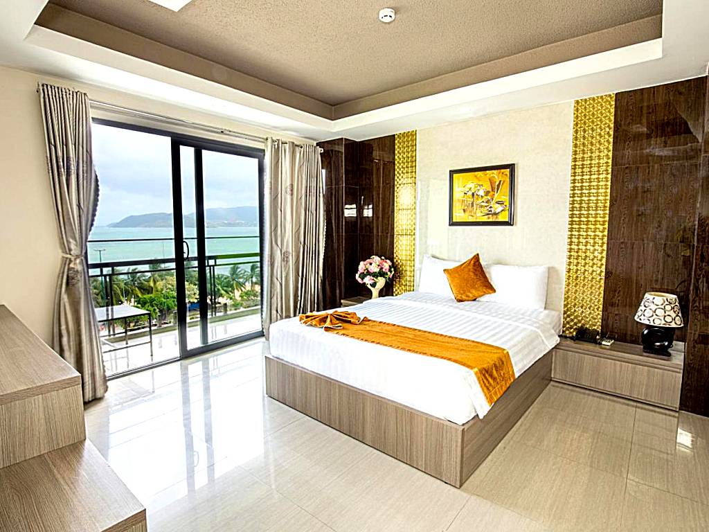 Oliver Hotel: Deluxe Double or Twin Room with Sea View