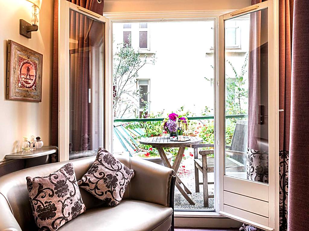 Hotel Monceau Wagram: Deluxe Double Room with Terrace