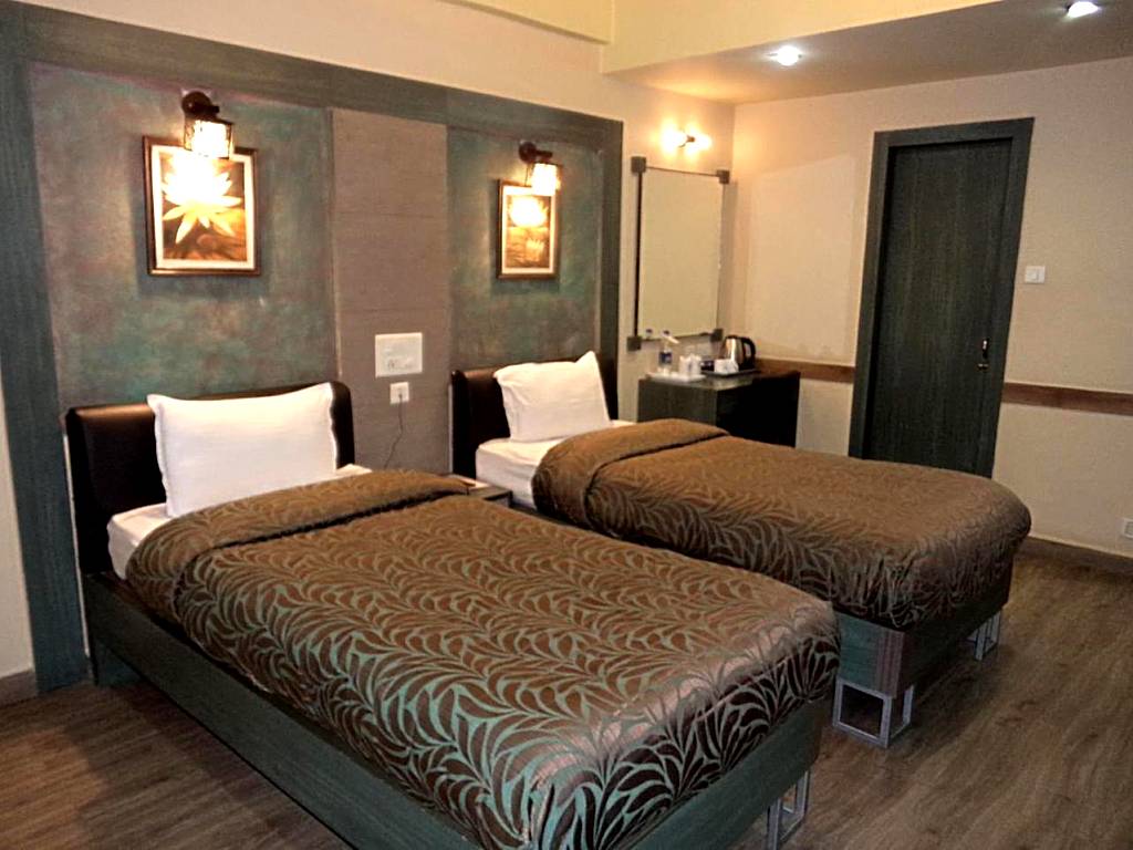 Hotel Majestic Shillong: Deluxe Junior Suite