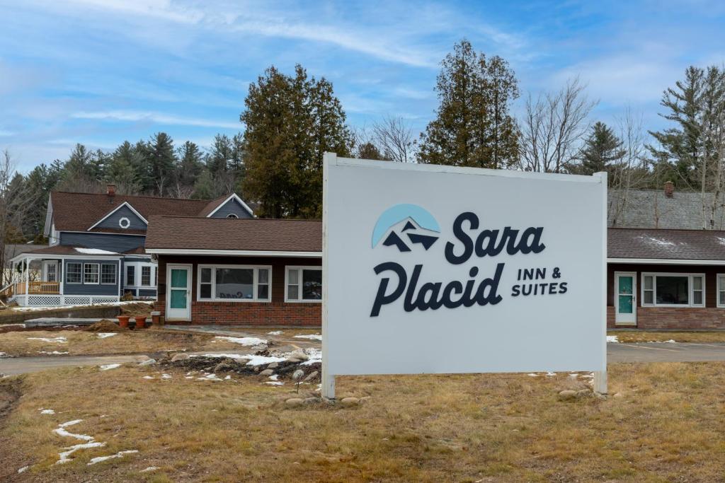 Sara Placid Inn & Suites