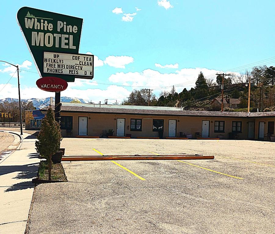 White Pine Motel