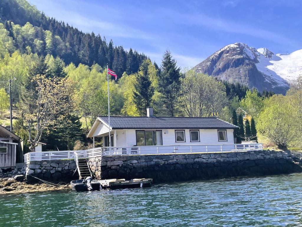 Der Fjordtraum in Balestrand direkt am Wasser