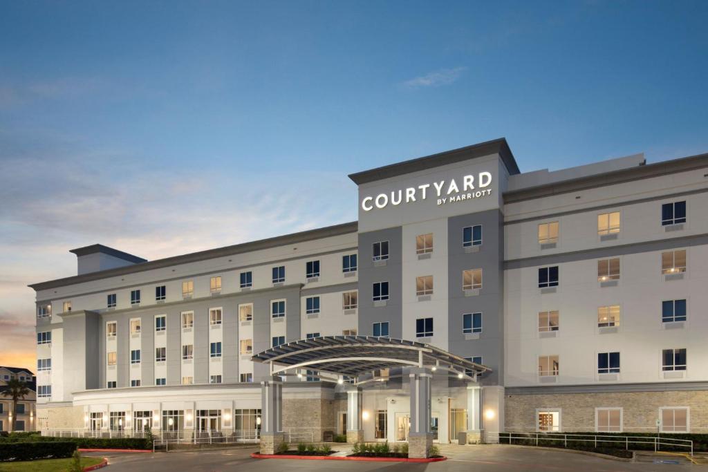 Courtyard by Marriott Houston Kemah