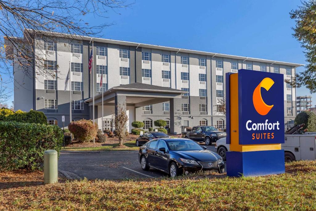 Comfort Suites Pineville - Ballantyne Area