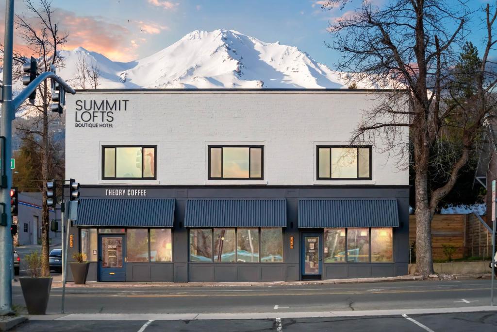 Summit Lofts Boutique Hotel